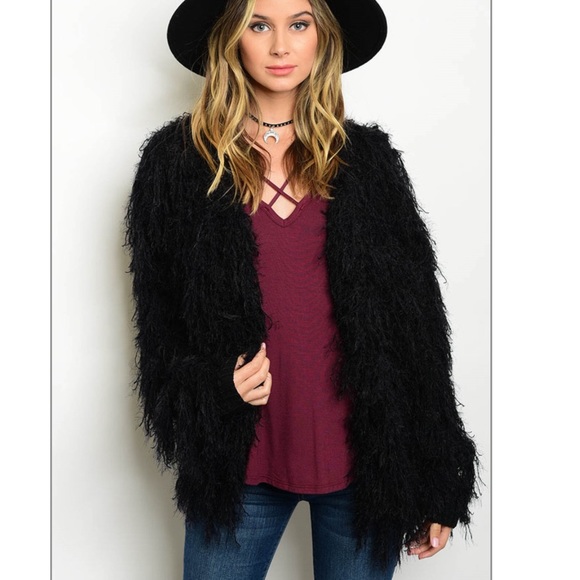 Black Chunky Knit Sweater Shrug Cardigan LAST 1 - Picture 2 of 4